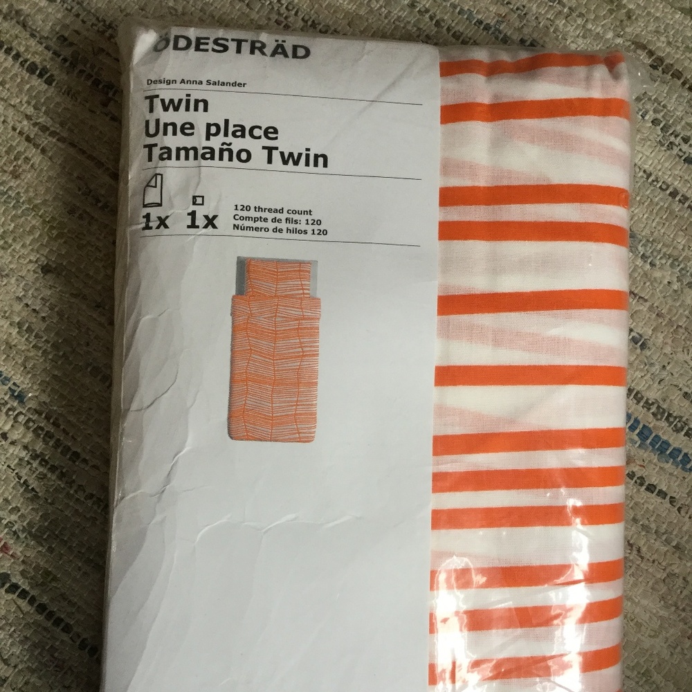 IKEA Twin Duvet Cover and Pillowcase